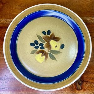 Premiere Potterskraft Country Home Dinner Dining Plate Pears Blueberries